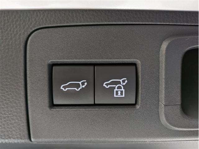 クラウンスポーツ Z 革シート サンルーフ 4WD フルセグ メモリーナビ ミュージックプレイヤー接続可 バックカメラ 衝突被害軽減システム ETC ドラレコ LEDヘッドランプ ワンオーナー フルエアロ 記録簿(17枚目)