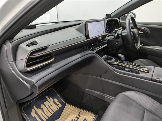 クラウンスポーツ Z 革シート サンルーフ 4WD フルセグ メモリーナビ ミュージックプレイヤー接続可 バックカメラ 衝突被害軽減システム ETC ドラレコ LEDヘッドランプ ワンオーナー フルエアロ 記録簿(40枚目)