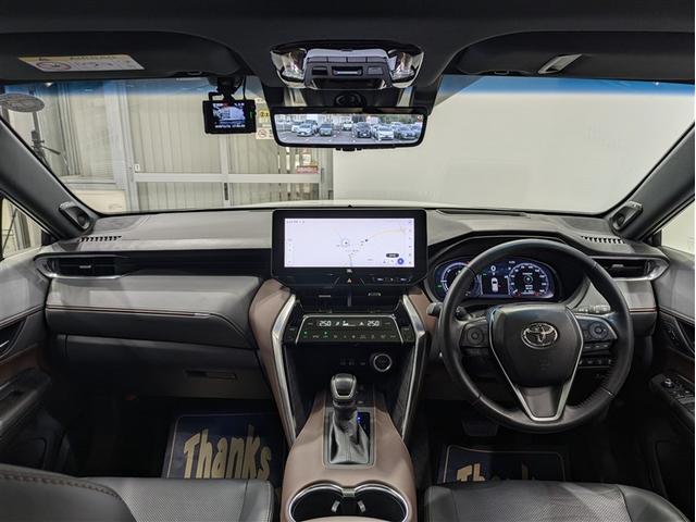 ハリアーハイブリッド Z レザーパッケージ 革シート サンルーフ 4WD フルセグ メモリーナビ ミュージックプレイヤー接続可 バックカメラ 衝突被害軽減システム ETC ドラレコ LEDヘッドランプ ワンオーナー フルエアロ 記録簿(6枚目)