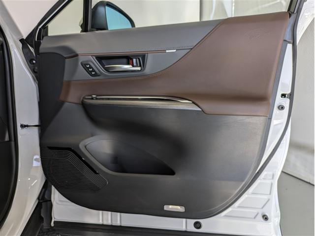 ハリアーハイブリッド Z レザーパッケージ 革シート サンルーフ 4WD フルセグ メモリーナビ ミュージックプレイヤー接続可 バックカメラ 衝突被害軽減システム ETC ドラレコ LEDヘッドランプ ワンオーナー フルエアロ 記録簿(10枚目)