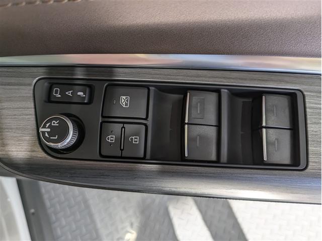 ハリアーハイブリッド Z レザーパッケージ 革シート サンルーフ 4WD フルセグ メモリーナビ ミュージックプレイヤー接続可 バックカメラ 衝突被害軽減システム ETC ドラレコ LEDヘッドランプ ワンオーナー フルエアロ 記録簿(11枚目)