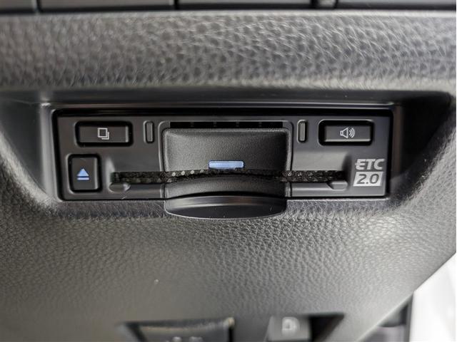 ハリアーハイブリッド Z レザーパッケージ 革シート サンルーフ 4WD フルセグ メモリーナビ ミュージックプレイヤー接続可 バックカメラ 衝突被害軽減システム ETC ドラレコ LEDヘッドランプ ワンオーナー フルエアロ 記録簿(32枚目)