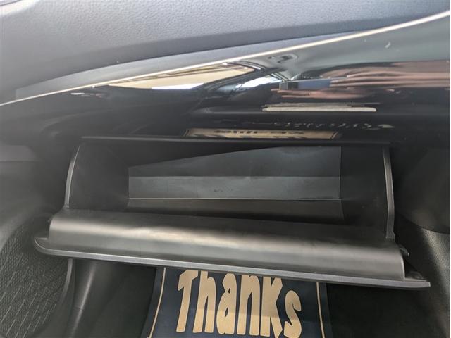 プリウス Aツーリングセレクション フルセグ メモリーナビ DVD再生 バックカメラ 衝突被害軽減システム ETC ドラレコ LEDヘッドランプ ワンオーナー 記録簿 アイドリングストップ(9枚目)