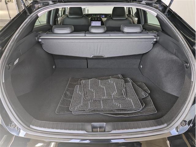 プリウス Aツーリングセレクション フルセグ メモリーナビ DVD再生 バックカメラ 衝突被害軽減システム ETC ドラレコ LEDヘッドランプ ワンオーナー 記録簿 アイドリングストップ(15枚目)