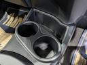 ドリンクホルダーもちょうどいい位置にあります