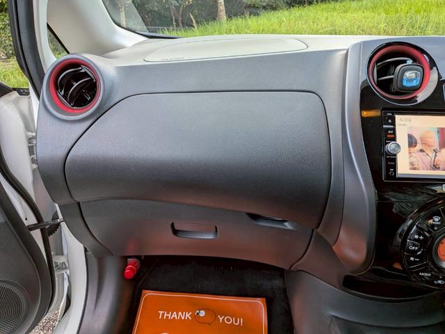 ノート ニスモ NISMO専用エアロ/16インチAW/シート プッシュスタート/インテリキー オートエアコン LEDヘッドライト オートライト 純正ナビ Bluetooth CD/DVD再生 フルセグTV(19枚目)