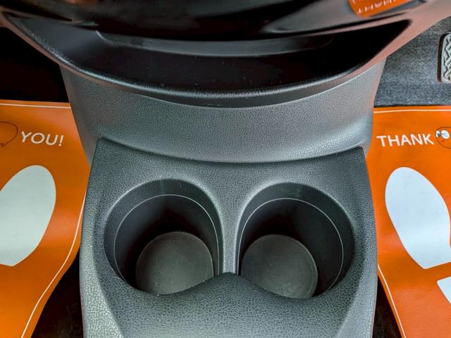 ノート ニスモ NISMO専用エアロ/16インチAW/シート プッシュスタート/インテリキー オートエアコン LEDヘッドライト オートライト 純正ナビ Bluetooth CD/DVD再生 フルセグTV(24枚目)