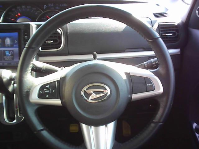 タント カスタムＲＳ　トップエディションＳＡＩＩＩ　衝突被害軽減ブレーキシステム　両側電動スライドドア　ナビ　ＴＶ　バックカメラ　シートカバー取り付け　（車体色　パールホワイト）（10枚目）