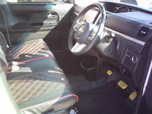 タント カスタムＲＳ　トップエディションＳＡＩＩＩ　衝突被害軽減ブレーキシステム　両側電動スライドドア　ナビ　ＴＶ　バックカメラ　シートカバー取り付け　（車体色　パールホワイト）（14枚目）