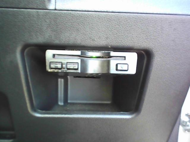 タント カスタムＲＳ　トップエディションＳＡＩＩＩ　衝突被害軽減ブレーキシステム　両側電動スライドドア　ナビ　ＴＶ　バックカメラ　シートカバー取り付け　（車体色　パールホワイト）（20枚目）