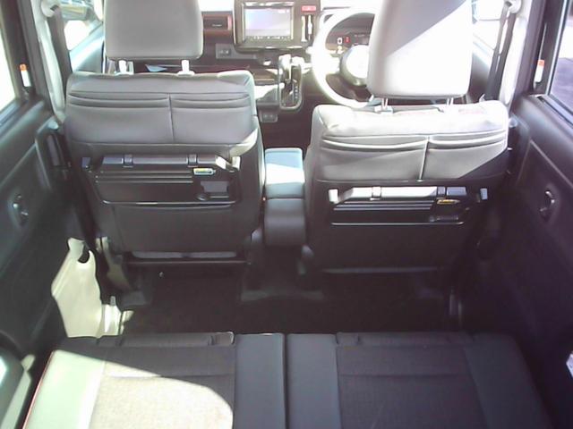 スペーシアカスタム ハイブリッドＸＳターボ　衝突被害軽減ブレーキシステム　両側電動スライドドア　ナビ　ＴＶ　バックカメラ　ＬＥＤヘッドライト　両席シートヒーター（7枚目）