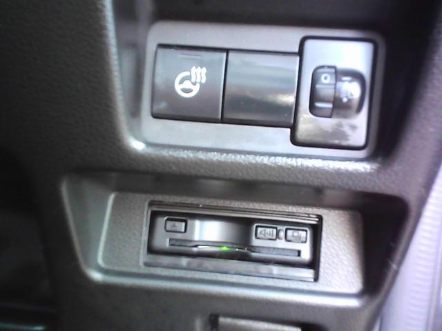 スペーシアカスタム ハイブリッドＸＳターボ　衝突被害軽減ブレーキシステム　両側電動スライドドア　ナビ　ＴＶ　バックカメラ　ＬＥＤヘッドライト　両席シートヒーター（22枚目）