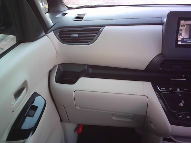 ｅＫスペース Ｇ　衝突被害軽減ブレーキシステム　社外ナビ　ＴＶ　バックモニター付きルームミラー　左側電動スライドドア　ＥＴＣ付　ドライブレコーダ付き　当社使用レンタカーアップ（12枚目）