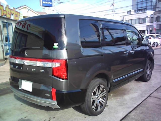 デリカD:5 P 衝突被害軽減ブレーキシステム 4WD ディーゼル 7人乗り 10.1インチナビ TV バックカメラ 後席12.5インチモニター 両側電動スライドドア (車体色 アイガーグレー)(4枚目)