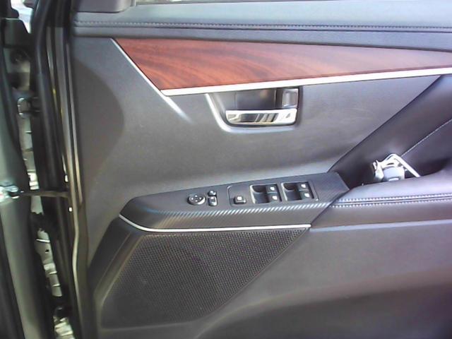 デリカD:5 P 衝突被害軽減ブレーキシステム 4WD ディーゼル 7人乗り 10.1インチナビ TV バックカメラ 後席12.5インチモニター 両側電動スライドドア (車体色 アイガーグレー)(25枚目)