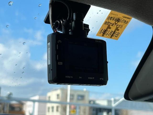 ハイウェイスターGターボ 社外 メモリーナビ/電動スライドドア/全方位モニター/ヘッドランプ HID/ETC/横滑り防止装置/バックモニター/フルセグTV/ターボ/アルミホイール 純正 15インチ/エンジンスタートボタン(16枚目)