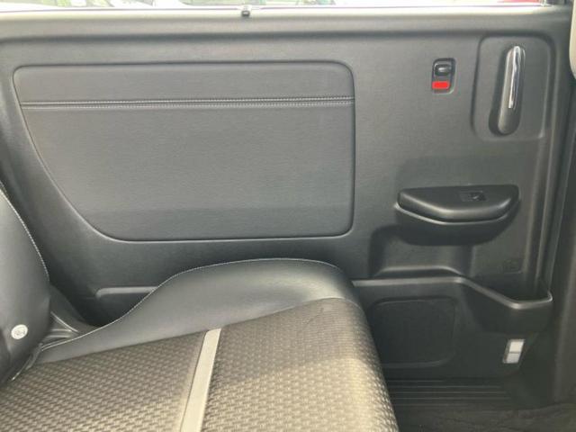 ステップワゴンスパーダ スパーダハイブリッドＧ・ＥＸホンダセンシング　新品タイヤ／保証書／純正　ＳＤナビ／フリップダウンモニター　純正　１１．６インチ／衝突安全装置／両側電動スライドドア／シートヒーター／車線逸脱防止支援システム／シート　ハーフレザー　バックカメラ（25枚目）