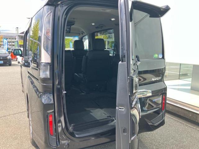 ステップワゴンスパーダ スパーダハイブリッドＧ・ＥＸホンダセンシング　新品タイヤ／保証書／純正　ＳＤナビ／フリップダウンモニター　純正　１１．６インチ／衝突安全装置／両側電動スライドドア／シートヒーター／車線逸脱防止支援システム／シート　ハーフレザー　バックカメラ（39枚目）