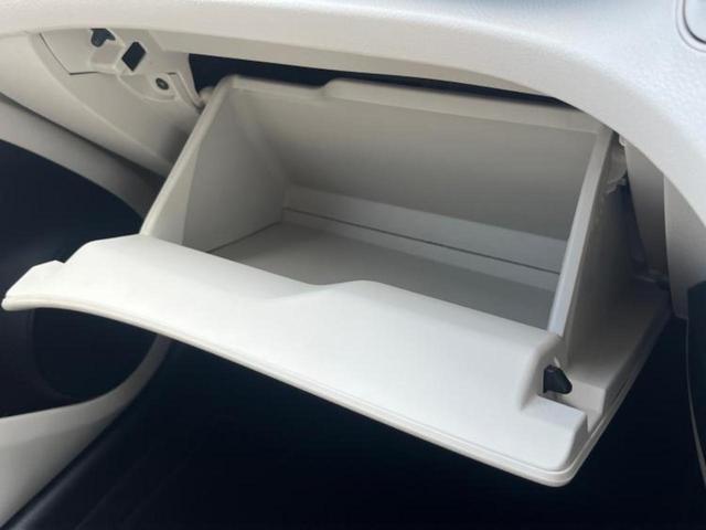 シエンタ Ｘ　新品タイヤ／保証書／社外　ナビ／衝突安全装置／電動スライドドア／車線逸脱防止支援システム／ヘッドランプ　ＬＥＤ／Ｂｌｕｅｔｏｏｔｈ接続／ＥＴＣ／ＥＢＤ付ＡＢＳ／横滑り防止装置／アイドリングストップ（28枚目）
