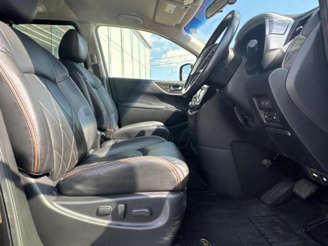 エルグランド ハイウェイスタープレミアム　新品タイヤ／保証書／純正　ＳＤナビ／フリップダウンモニター／両側電動スライドドア／シートヒーター／シート　フルレザー／電動バックドア／ＥＴＣ／ＥＢＤ付ＡＢＳ／横滑り防止装置／フルセグＴＶ　革シート（4枚目）