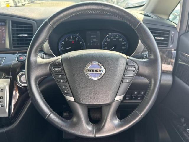 エルグランド ハイウェイスタープレミアム　新品タイヤ／保証書／純正　ＳＤナビ／フリップダウンモニター／両側電動スライドドア／シートヒーター／シート　フルレザー／電動バックドア／ＥＴＣ／ＥＢＤ付ＡＢＳ／横滑り防止装置／フルセグＴＶ　革シート（15枚目）