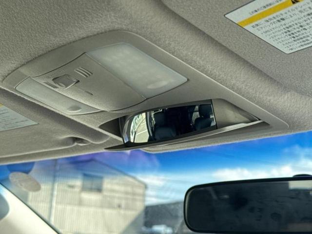 エルグランド ハイウェイスタープレミアム　新品タイヤ／保証書／純正　ＳＤナビ／フリップダウンモニター／両側電動スライドドア／シートヒーター／シート　フルレザー／電動バックドア／ＥＴＣ／ＥＢＤ付ＡＢＳ／横滑り防止装置／フルセグＴＶ　革シート（44枚目）