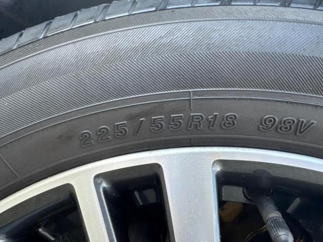 エルグランド ハイウェイスタープレミアム　新品タイヤ／保証書／純正　ＳＤナビ／フリップダウンモニター／両側電動スライドドア／シートヒーター／シート　フルレザー／電動バックドア／ＥＴＣ／ＥＢＤ付ＡＢＳ／横滑り防止装置／フルセグＴＶ　革シート（61枚目）