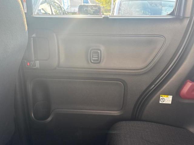 スペーシア ハイブリッドＸ　新品タイヤ／社外　ナビ／両側電動スライドドア／シートヒーター／Ｂｌｕｅｔｏｏｔｈ接続／ＥＴＣ／ＥＢＤ付ＡＢＳ／横滑り防止装置／アイドリングストップ／フルセグＴＶ／ＤＶＤ／エアバッグ　運転席　ＤＶＤ再生（21枚目）