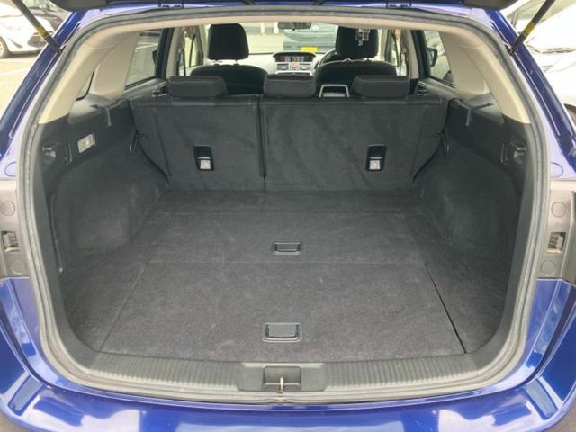 レヴォーグ 4WD1.6GTアイサイトプラウドエディション 新品タイヤ/保証書/社外 SDナビ/衝突安全装置/車線逸脱防止支援システム/ヘッドランプ LED/ETC/EBD付ABS/横滑り防止装置/アイドリングストップ/フルセグTV/エアバッグ 運転席 4WD(8枚目)