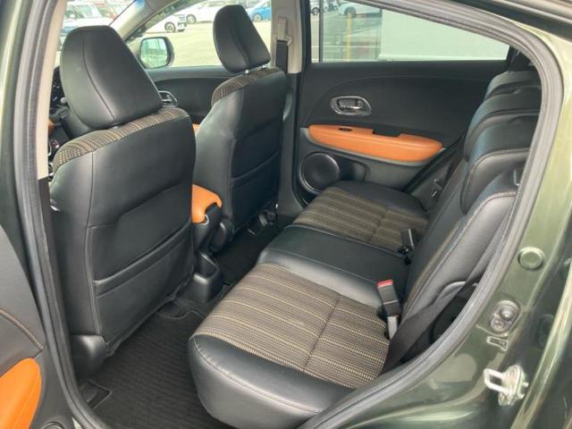 ヴェゼル ハイブリッドZ 新品タイヤ/純正 ナビ/衝突安全装置/シートヒーター/シート ハーフレザー/ヘッドランプ LED/Bluetooth接続/ETC/EBD付ABS/横滑り防止装置/アイドリングストップ バックカメラ(7枚目)