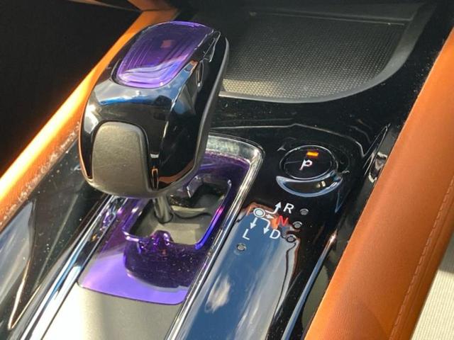 ヴェゼル ハイブリッドZ 新品タイヤ/純正 ナビ/衝突安全装置/シートヒーター/シート ハーフレザー/ヘッドランプ LED/Bluetooth接続/ETC/EBD付ABS/横滑り防止装置/アイドリングストップ バックカメラ(17枚目)