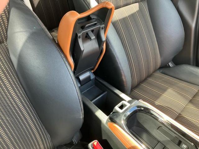 ヴェゼル ハイブリッドZ 新品タイヤ/純正 ナビ/衝突安全装置/シートヒーター/シート ハーフレザー/ヘッドランプ LED/Bluetooth接続/ETC/EBD付ABS/横滑り防止装置/アイドリングストップ バックカメラ(29枚目)