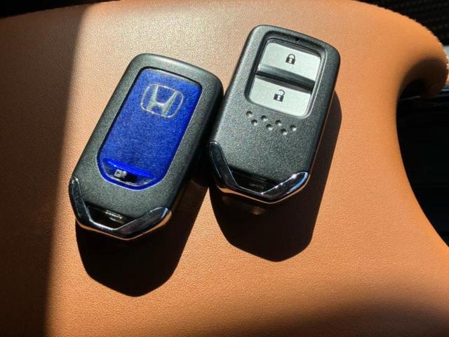 ヴェゼル ハイブリッドZ 新品タイヤ/純正 ナビ/衝突安全装置/シートヒーター/シート ハーフレザー/ヘッドランプ LED/Bluetooth接続/ETC/EBD付ABS/横滑り防止装置/アイドリングストップ バックカメラ(31枚目)