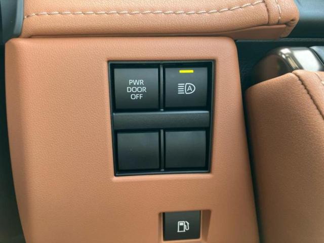 ヴェルファイア Zプレミア サンルーフ/保証書/ディスプレイオーディオ+ナビ/フリップダウンモニター/デジタルインナーミラー/衝突安全装置/両側電動スライドドア/シートヒーター/全方位モニター/車線逸脱防止支援システム ETC(23枚目)