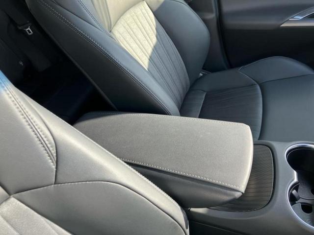 ハリアー Z 新品タイヤ/純正エアロ/保証書/純正 11.6インチ SDナビ/デジタルインナーミラー/衝突安全装置/車線逸脱防止支援システム/シート 合皮/電動バックドア/ヘッドランプ LED/ETC フルエアロ(30枚目)