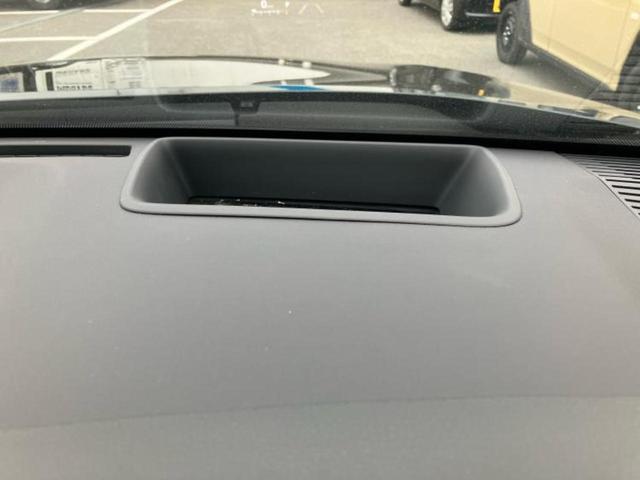 ハリアー Z 新品タイヤ/純正エアロ/保証書/純正 11.6インチ SDナビ/デジタルインナーミラー/衝突安全装置/車線逸脱防止支援システム/シート 合皮/電動バックドア/ヘッドランプ LED/ETC フルエアロ(35枚目)