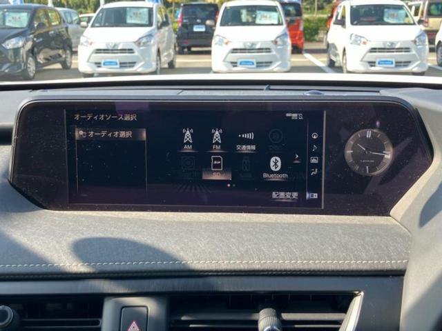 UX UX250hバージョンL 純正 SDナビ/衝突安全装置/シートヒーター/車線逸脱防止支援システム/シート フルレザー/電動バックドア/ヘッドランプ LED/ETC/EBD付ABS/横滑り防止装置/アイドリングストップ 革シート(11枚目)