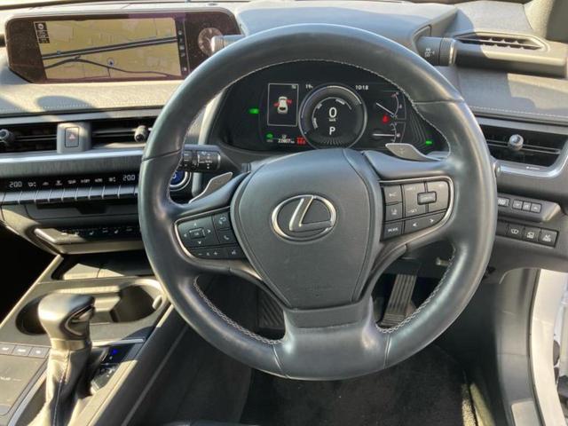 UX UX250hバージョンL 純正 SDナビ/衝突安全装置/シートヒーター/車線逸脱防止支援システム/シート フルレザー/電動バックドア/ヘッドランプ LED/ETC/EBD付ABS/横滑り防止装置/アイドリングストップ 革シート(15枚目)