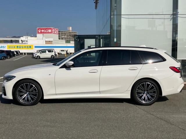 3シリーズ 4WD320d xDriveツーリングMスポーツ 保証書/純正 ナビ/衝突安全装置/シートヒーター/全方位モニター/車線逸脱防止支援システム/シート ハーフレザー/パーキングアシスト 自動操舵/電動バックドア/ドライブレコーダー 社外 全周囲カメラ(2枚目)