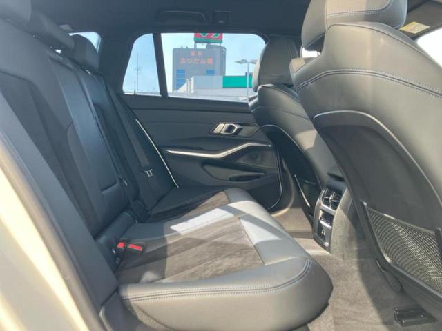 3シリーズ 4WD320d xDriveツーリングMスポーツ 保証書/純正 ナビ/衝突安全装置/シートヒーター/全方位モニター/車線逸脱防止支援システム/シート ハーフレザー/パーキングアシスト 自動操舵/電動バックドア/ドライブレコーダー 社外 全周囲カメラ(5枚目)