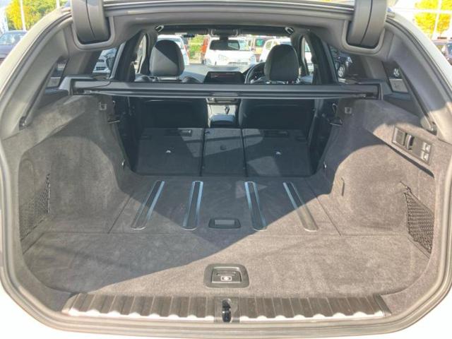 3シリーズ 4WD320d xDriveツーリングMスポーツ 保証書/純正 ナビ/衝突安全装置/シートヒーター/全方位モニター/車線逸脱防止支援システム/シート ハーフレザー/パーキングアシスト 自動操舵/電動バックドア/ドライブレコーダー 社外 全周囲カメラ(19枚目)