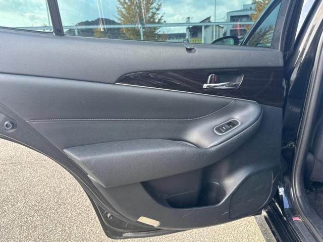 クラウンハイブリッド ハイブリッドアスリートG 保証書/純正 8インチ SDナビ/シートヒーター/シート フルレザー/ヘッドランプ LED/ETC/EBD付ABS/横滑り防止装置/アイドリングストップ/バックモニター/フルセグTV/DVD 革シート(22枚目)