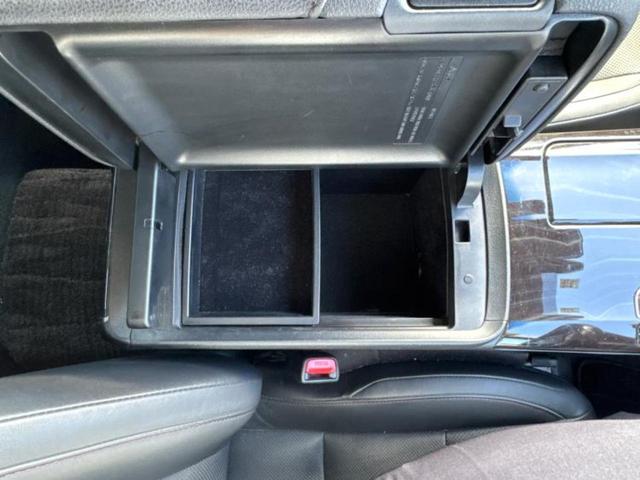 クラウンハイブリッド ハイブリッドアスリートG 保証書/純正 8インチ SDナビ/シートヒーター/シート フルレザー/ヘッドランプ LED/ETC/EBD付ABS/横滑り防止装置/アイドリングストップ/バックモニター/フルセグTV/DVD 革シート(35枚目)