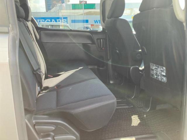 ノア Xディライトプラス 新品タイヤ/保証書/純正 SDナビ/フリップダウンモニター/両側電動スライドドア/ETC/EBD付ABS/横滑り防止装置/アイドリングストップ/フルセグTV/エアバッグ 運転席/エアバッグ 助手席(5枚目)