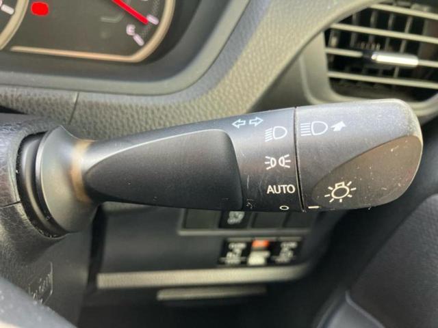 ノア Xディライトプラス 新品タイヤ/保証書/純正 SDナビ/フリップダウンモニター/両側電動スライドドア/ETC/EBD付ABS/横滑り防止装置/アイドリングストップ/フルセグTV/エアバッグ 運転席/エアバッグ 助手席(17枚目)