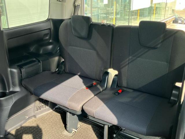 ノア Xディライトプラス 新品タイヤ/保証書/純正 SDナビ/フリップダウンモニター/両側電動スライドドア/ETC/EBD付ABS/横滑り防止装置/アイドリングストップ/フルセグTV/エアバッグ 運転席/エアバッグ 助手席(19枚目)