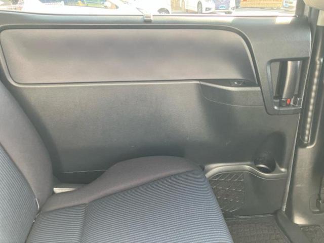 ノア Xディライトプラス 新品タイヤ/保証書/純正 SDナビ/フリップダウンモニター/両側電動スライドドア/ETC/EBD付ABS/横滑り防止装置/アイドリングストップ/フルセグTV/エアバッグ 運転席/エアバッグ 助手席(25枚目)