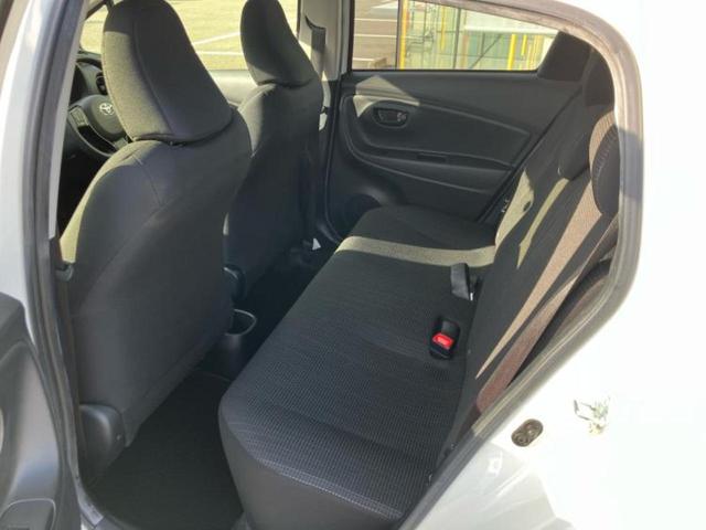 ヴィッツ F 新品タイヤ/保証書/純正 SDナビ/ヘッドランプ LED/EBD付ABS/ワンセグTV/エアバッグ 運転席/エアバッグ 助手席/アルミホイール 社外 15インチ/パワーウインドウ LEDヘッドランプ(7枚目)