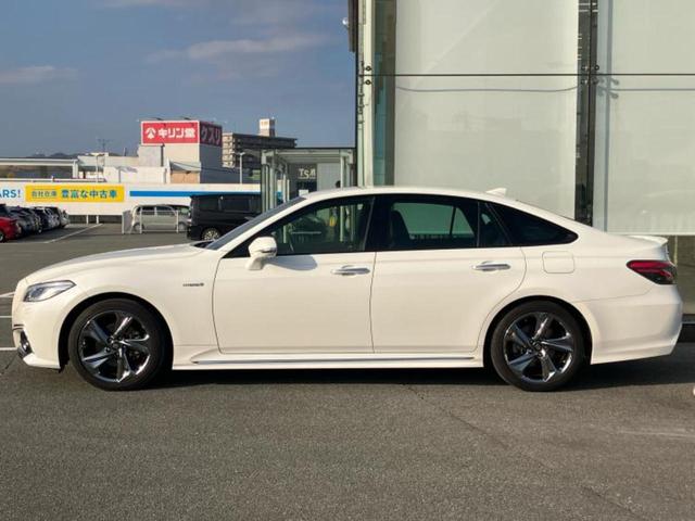 クラウンハイブリッド RSアドバンス 新品タイヤ/保証書/純正 8インチ SDナビ/衝突安全装置/シートヒーター/車線逸脱防止支援システム/シート ハーフレザー/ヘッドランプ LED/ETC/EBD付ABS/横滑り防止装置 バックカメラ(2枚目)