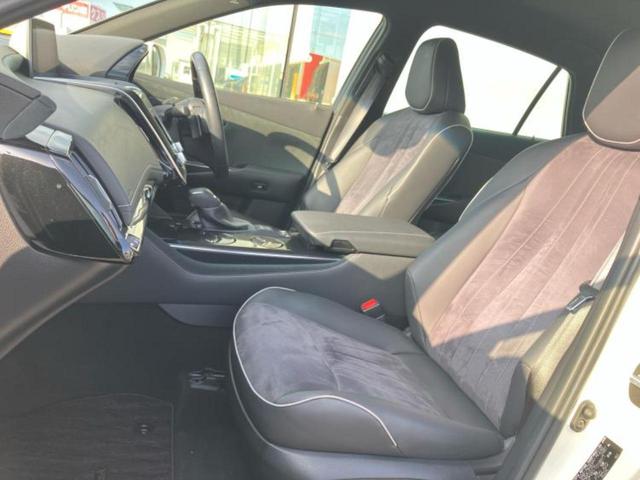 クラウンハイブリッド RSアドバンス 新品タイヤ/保証書/純正 8インチ SDナビ/衝突安全装置/シートヒーター/車線逸脱防止支援システム/シート ハーフレザー/ヘッドランプ LED/ETC/EBD付ABS/横滑り防止装置 バックカメラ(6枚目)